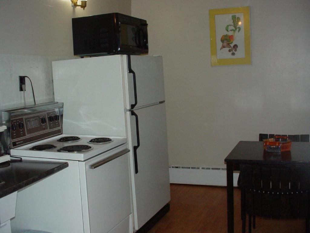 Quarto King com Cozinha
