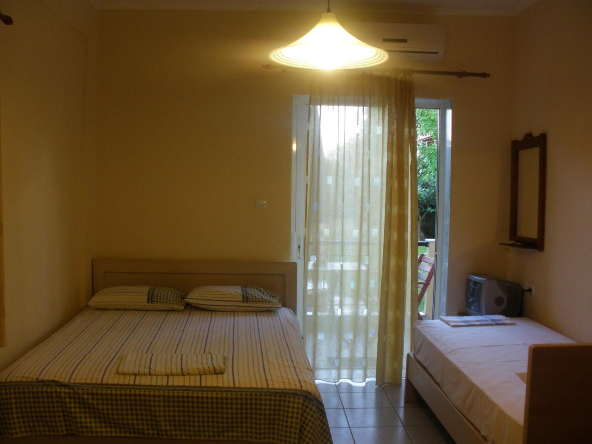 Triple Room with No cleaning service