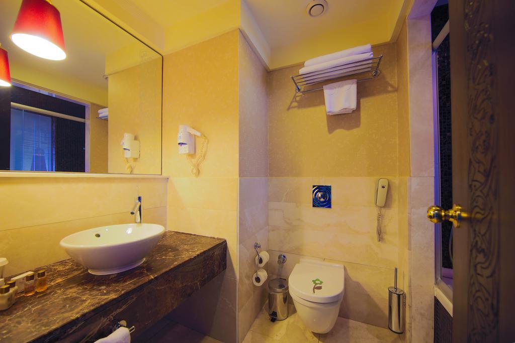 Deluxe Doppelzimmer mit Balkon und Meerblick