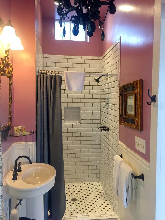 Superior King Room,664589484:JPEG