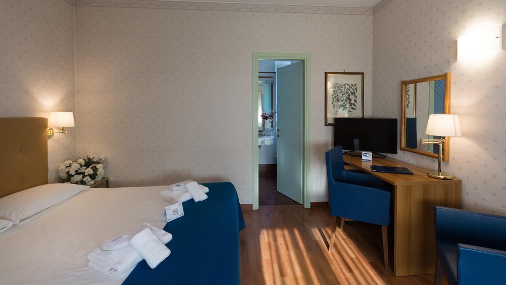 Dreibettzimmer