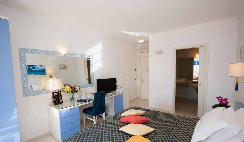 Habitación Doble con vistas al mar