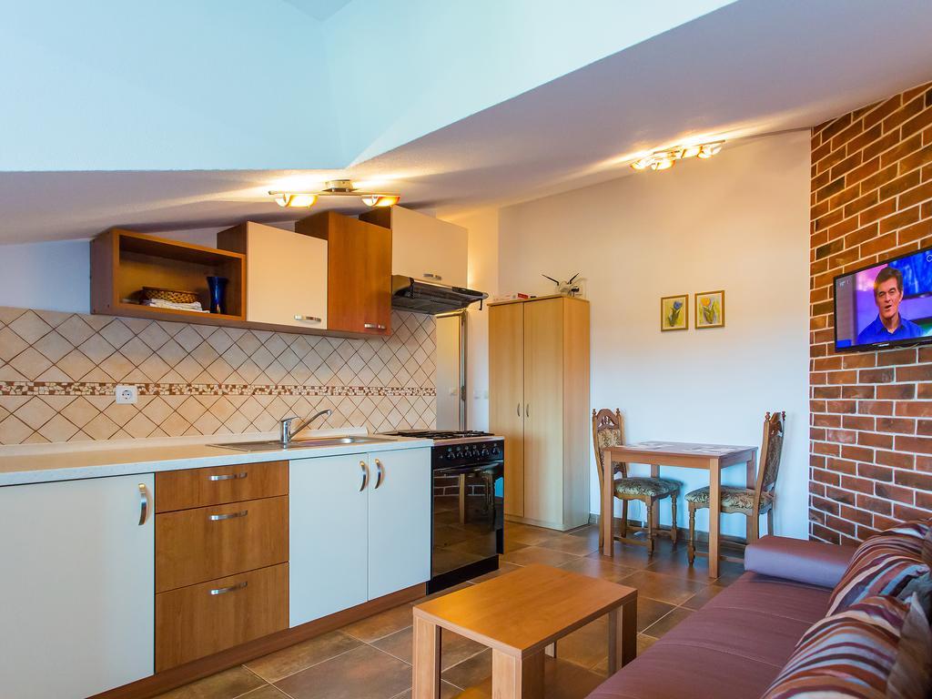 Apartment mit 2 Schlafzimmern und Terrasse
