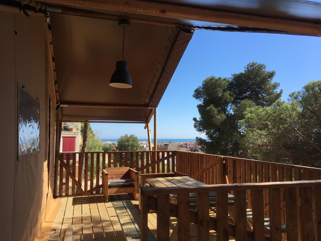 Two-Bedroom Bungalow,393273399:JPEG