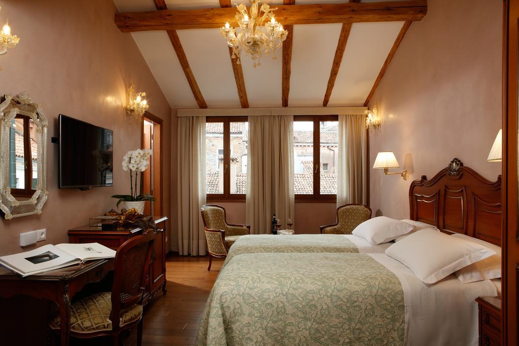 Junior Suite,631287417:JPEG