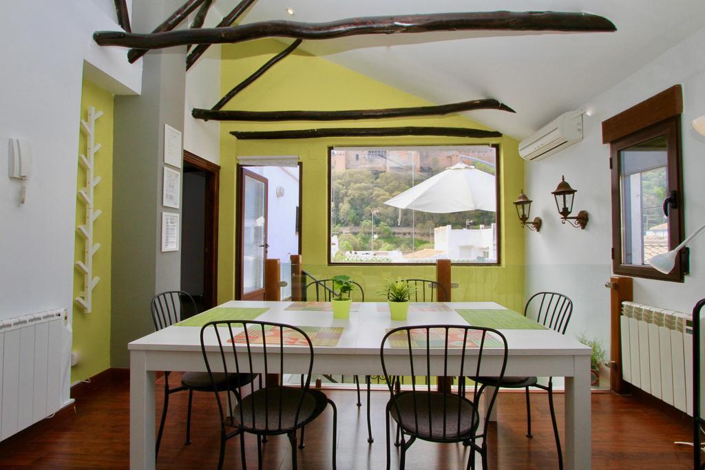 Apartamento con terraza y vistas a la Alhambra