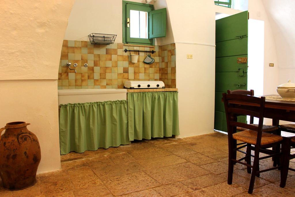 One-Bedroom Apartment,398592711:JPEG