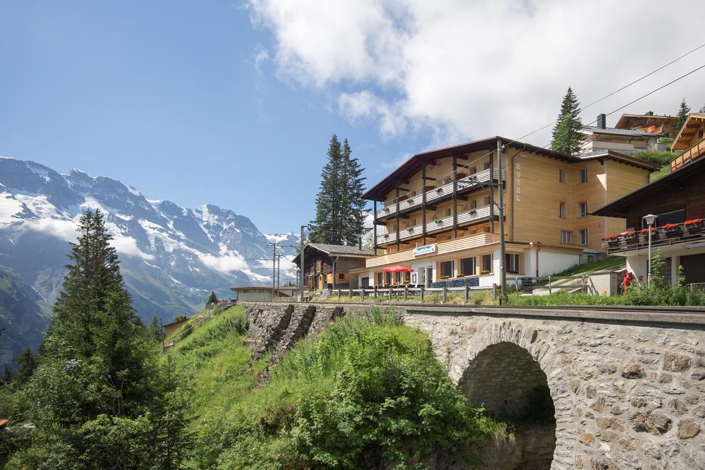Einzelzimmer mit Balkon und Bergblick
