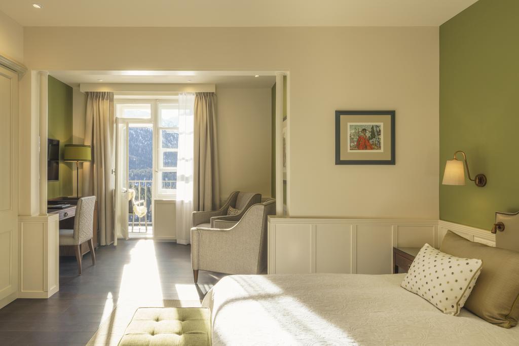 Deluxe Doppel-/Zweibettzimmer mit Seeblick