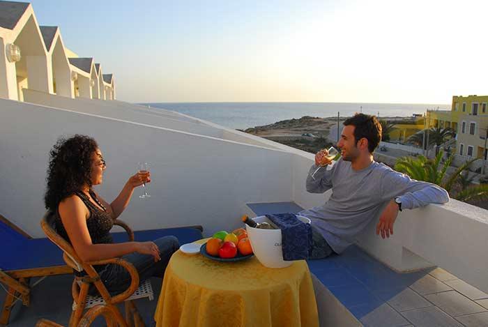 Camera Superior Matrimoniale/Doppia con Letti Singoli con Vista Mare