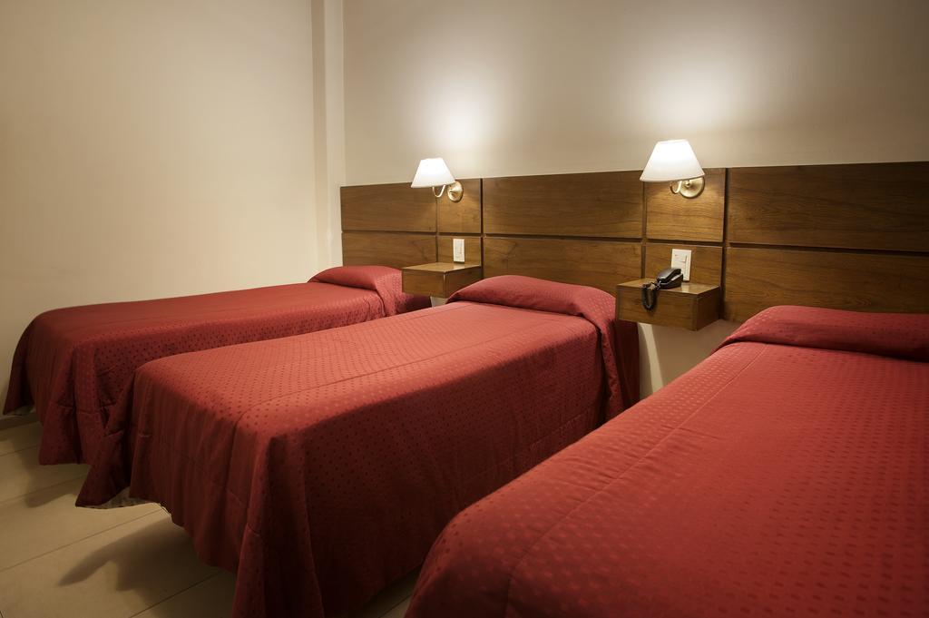 Habitación Triple Básica
