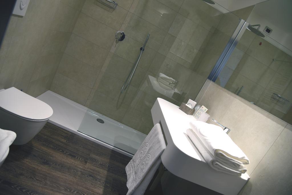 Chambre Double ou Lits Jumeaux Supérieure - Vue sur Piscine