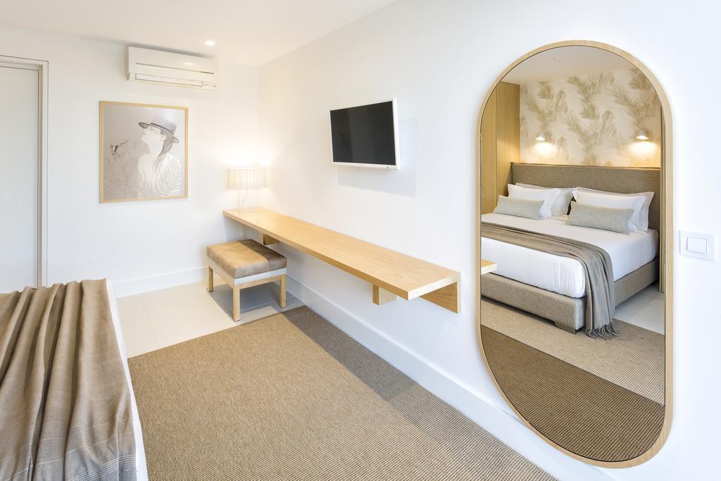 Quarto Duplo com Terraço