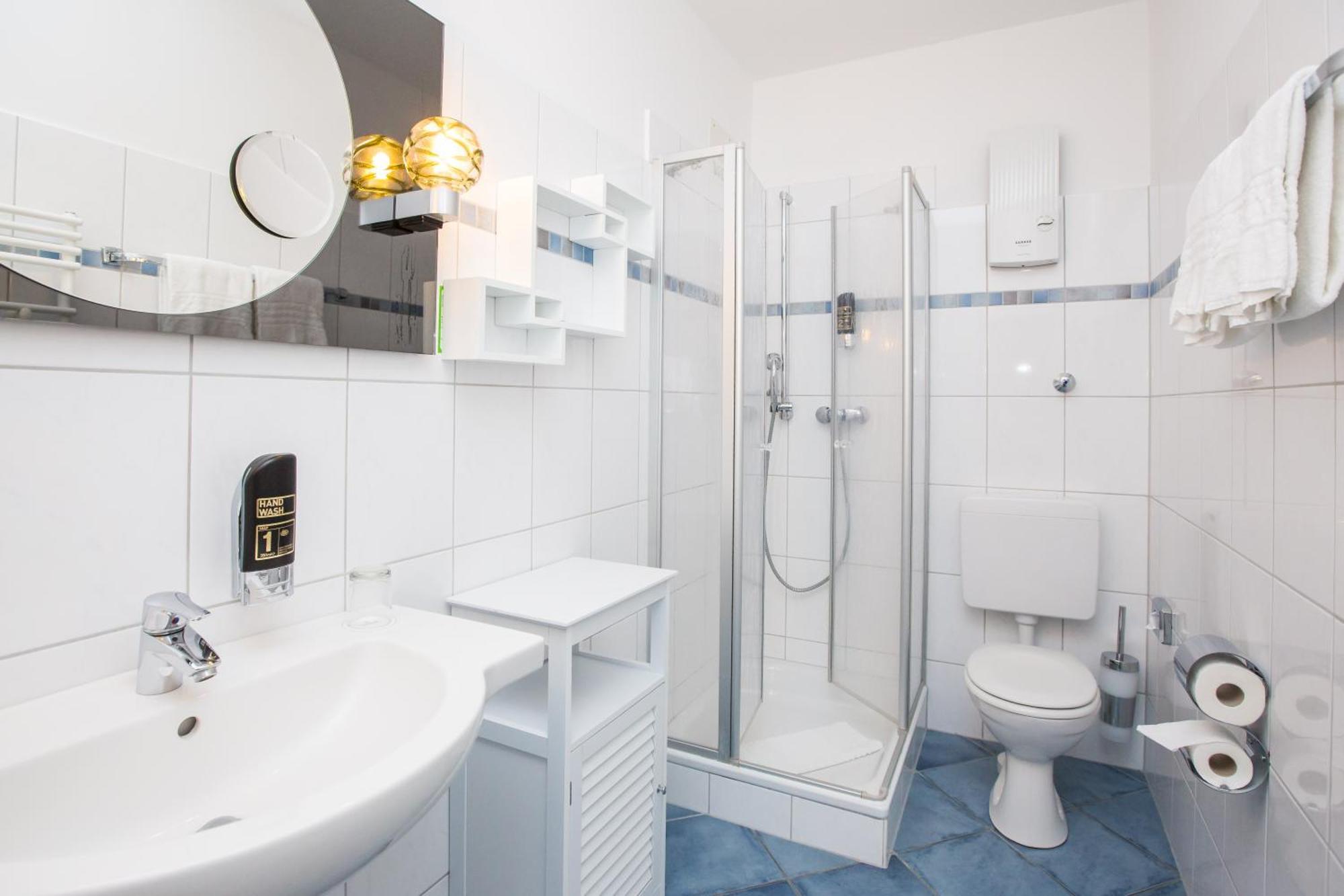 Doppelzimmer mit Balkon