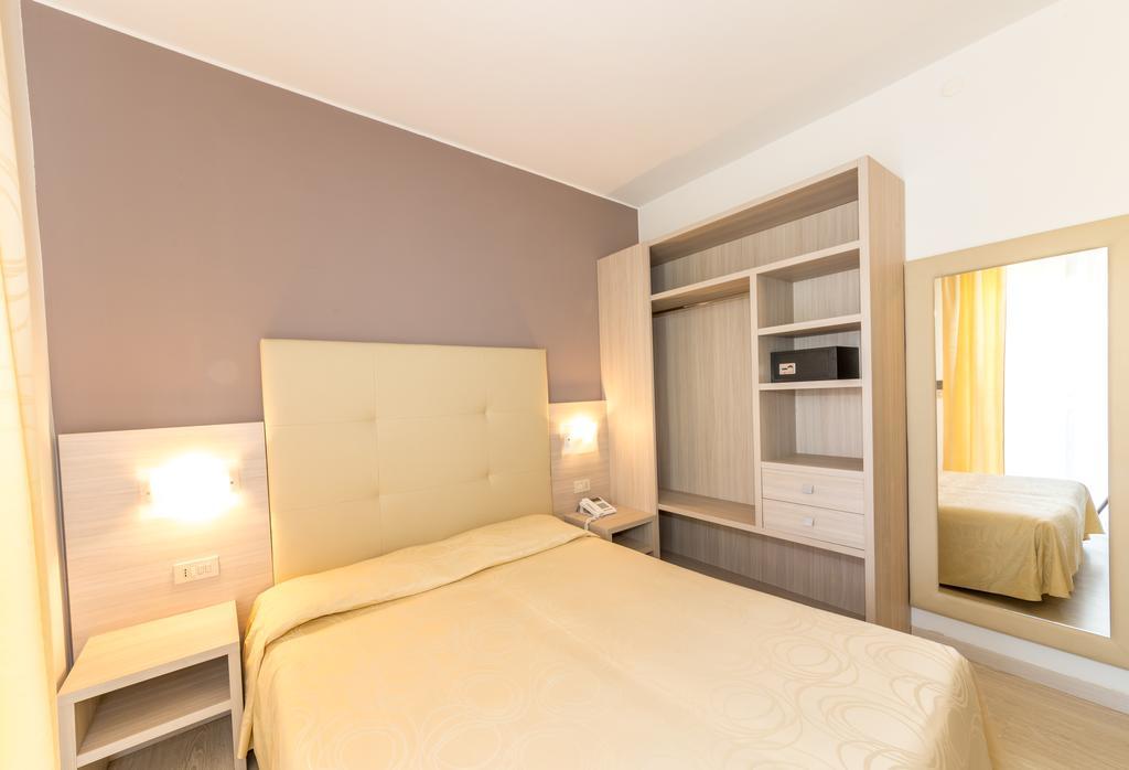 Dreibettzimmer