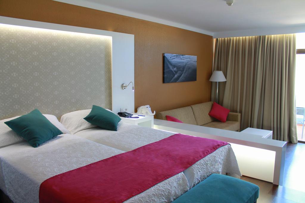 Habitación Triple Superior (3 adultos)
