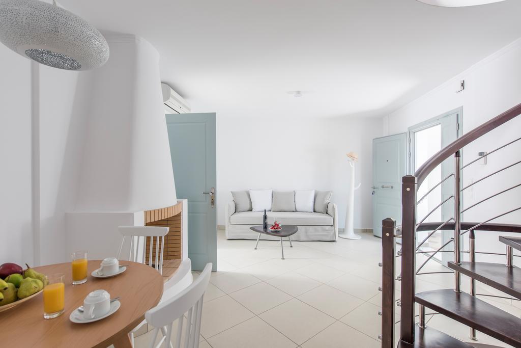 Two-Bedroom Villa with Private Pool - Thirasia