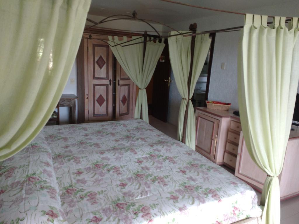 Quarto Duplo Standard com Vista do Jardim