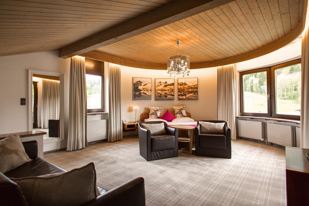 Apartment mit 2 Schlafzimmern und Balkon