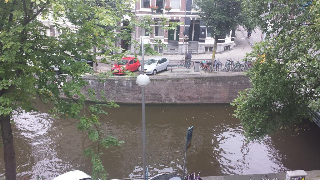 Eenpersoonskamer met Externe Eigen Badkamer