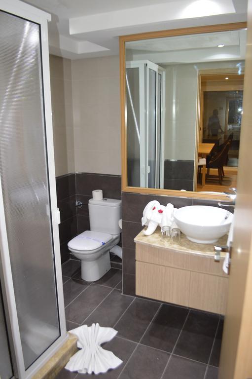 Suite mit 3 Schlafzimmern und Küchenzeile