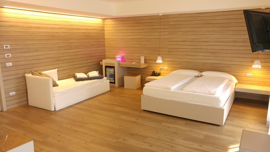Junior Suite,702230068:JPEG