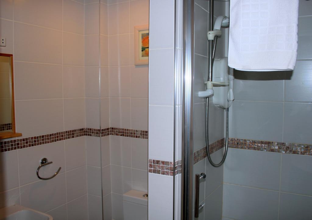 Zimmer 4 - Zweibettzimmer