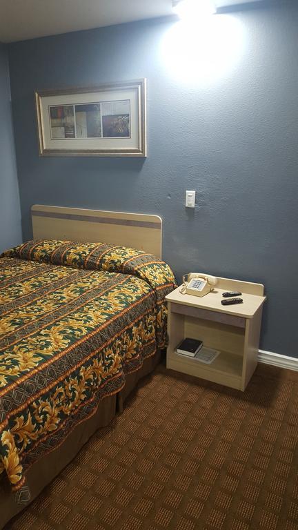 Queen Room,698858610:JPEG