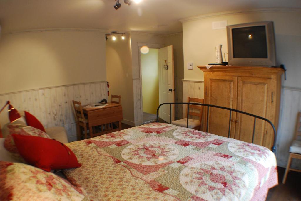 Chambre Lit Queen-Size Deluxe avec Canapé-Lit