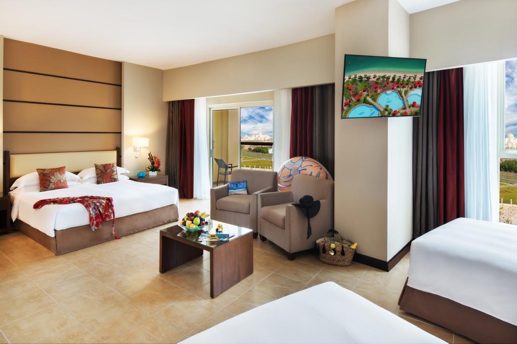 Quarto Familiar com Vista Mar