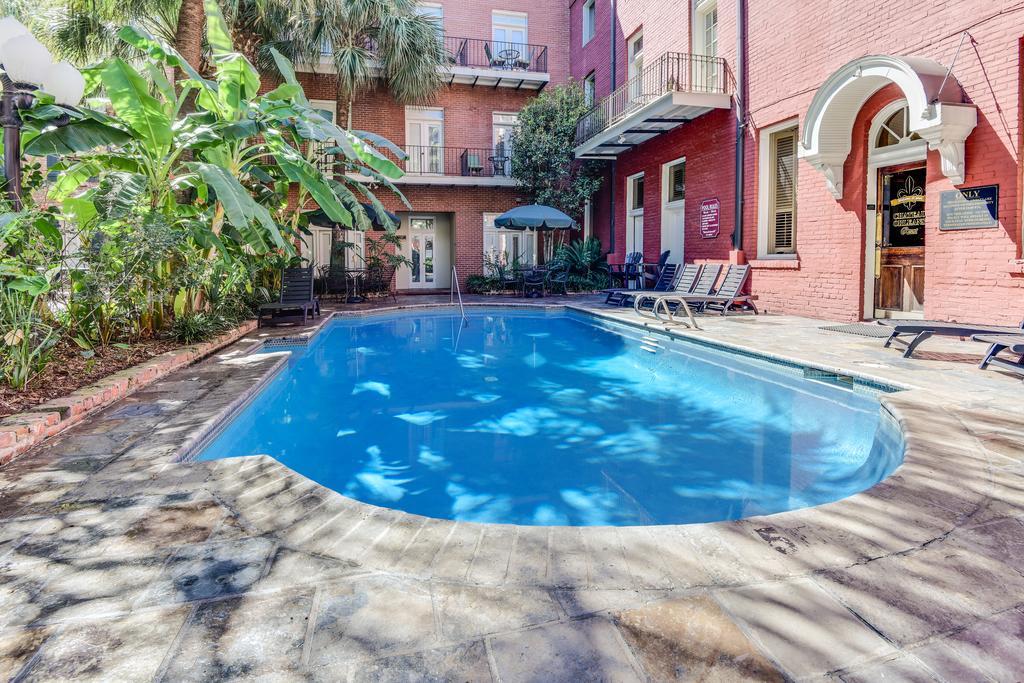 Two-Bedroom Apartment,463831551:JPEG