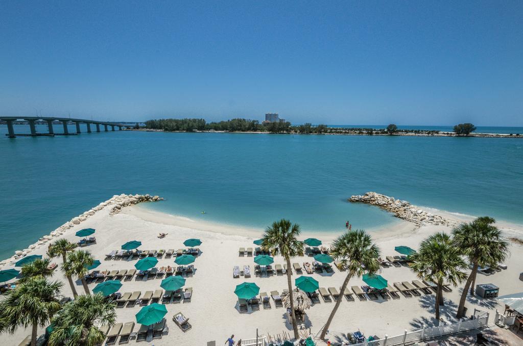 Beach View Double Queen Room with Balcony