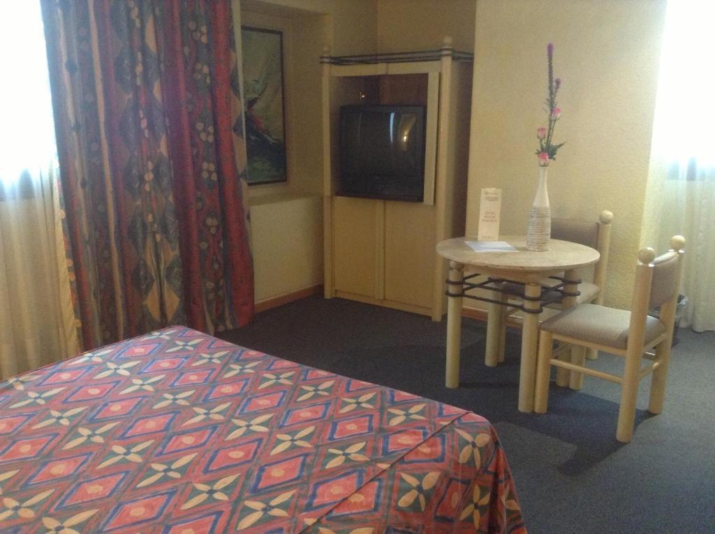 Superior Double Room with Two Double Beds