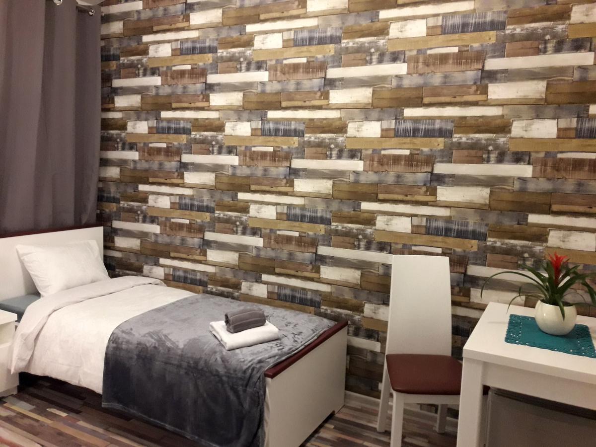 Zweibettzimmer mit Badewanne