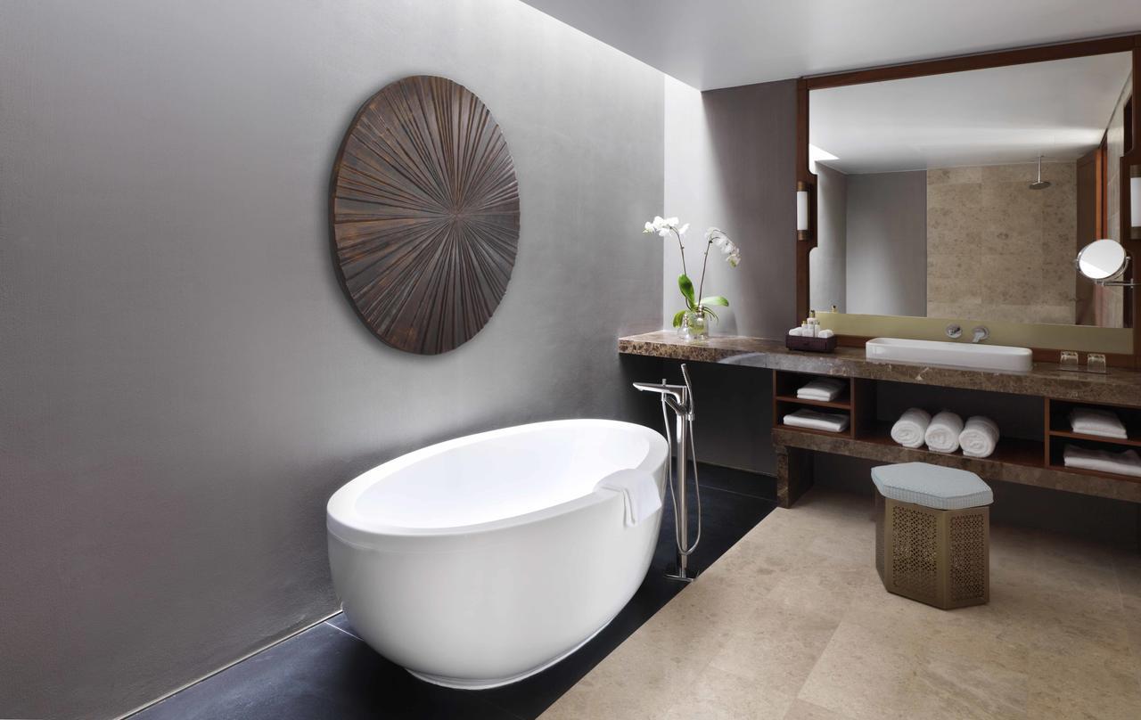 Villa con Piscina, 2 Camere da Letto e Vista Giardino