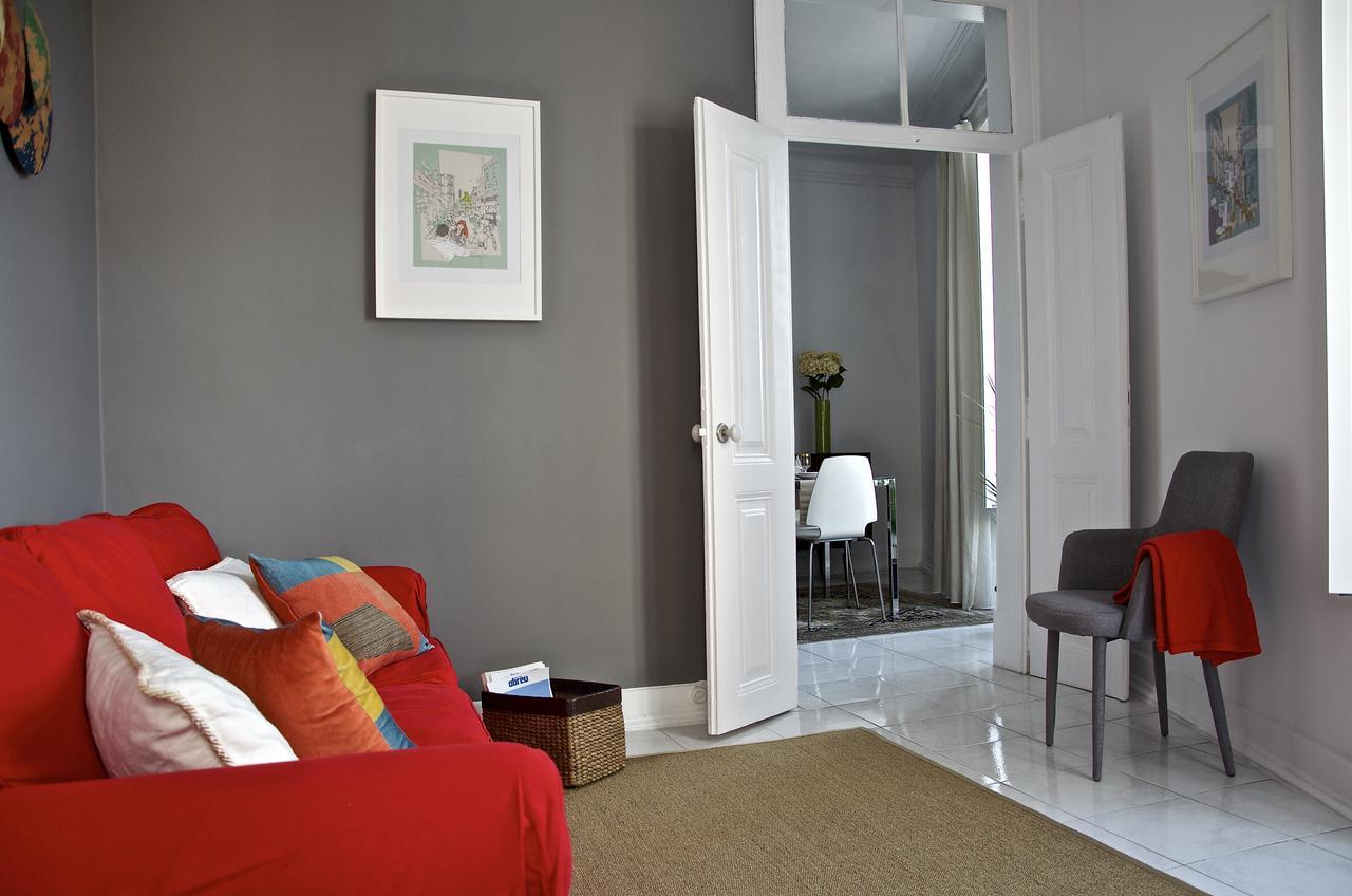 Three-Bedroom Apartment,525815907:JPEG