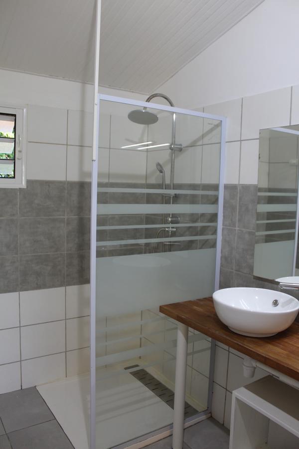 Bungalow de 2 Chambres avec Vue sur la Mer (4 Adultes)