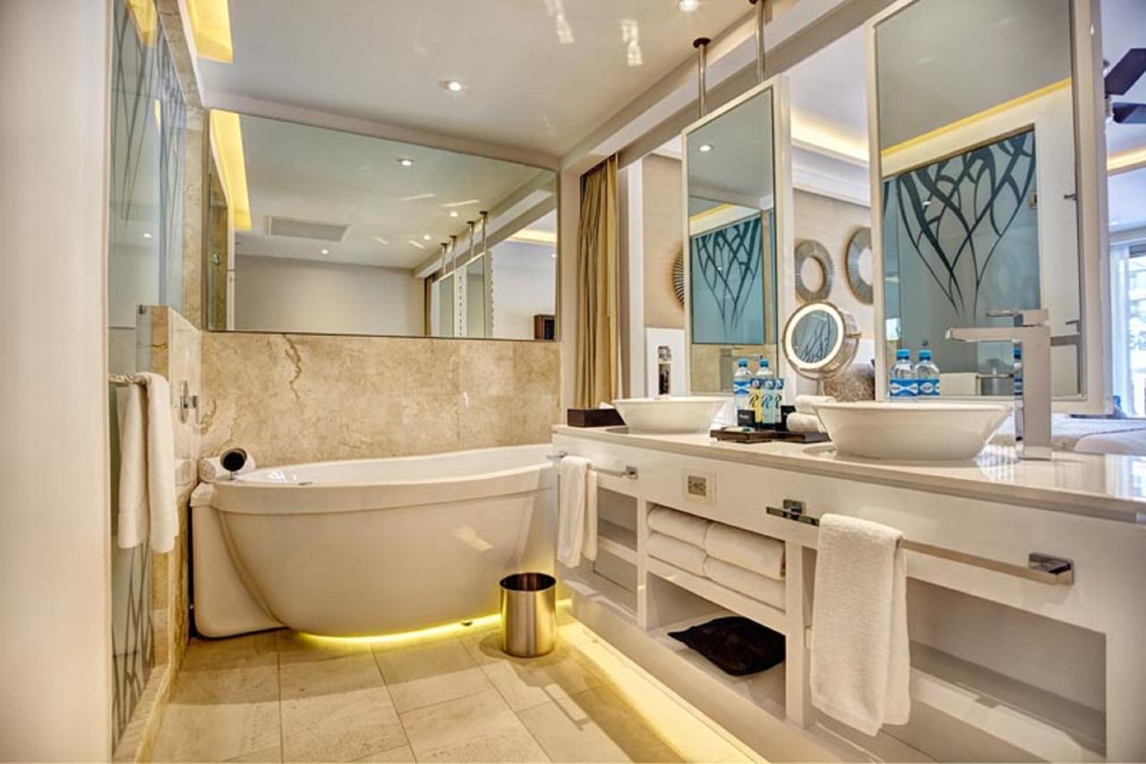 Luxe Junior Suite