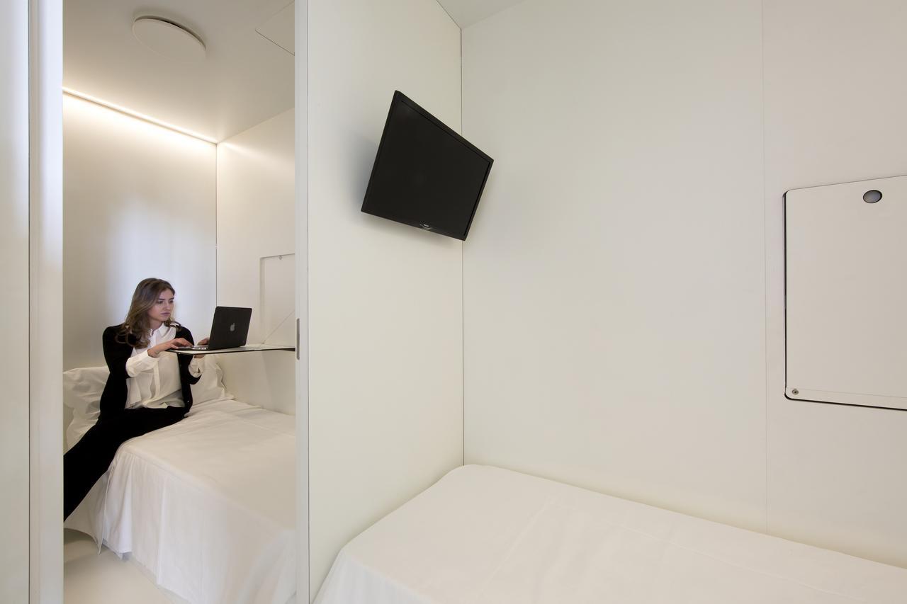 Camera Singola a Capsula con Bagno in Comune