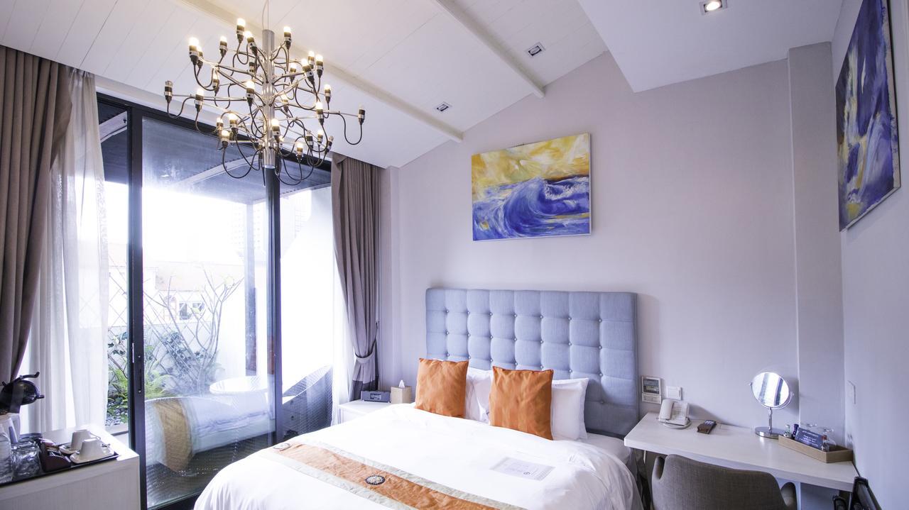 Artist Suite