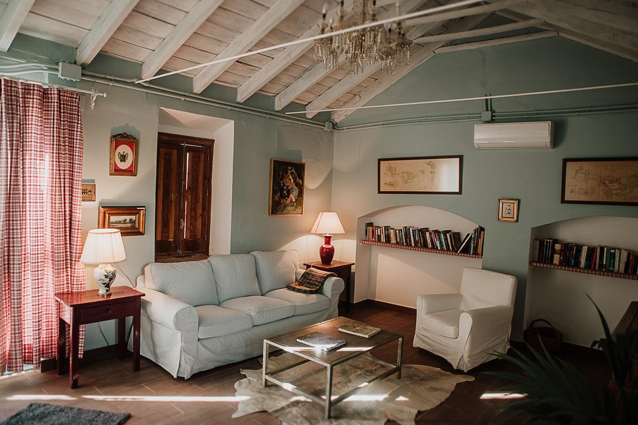 Bungalow Deluxe