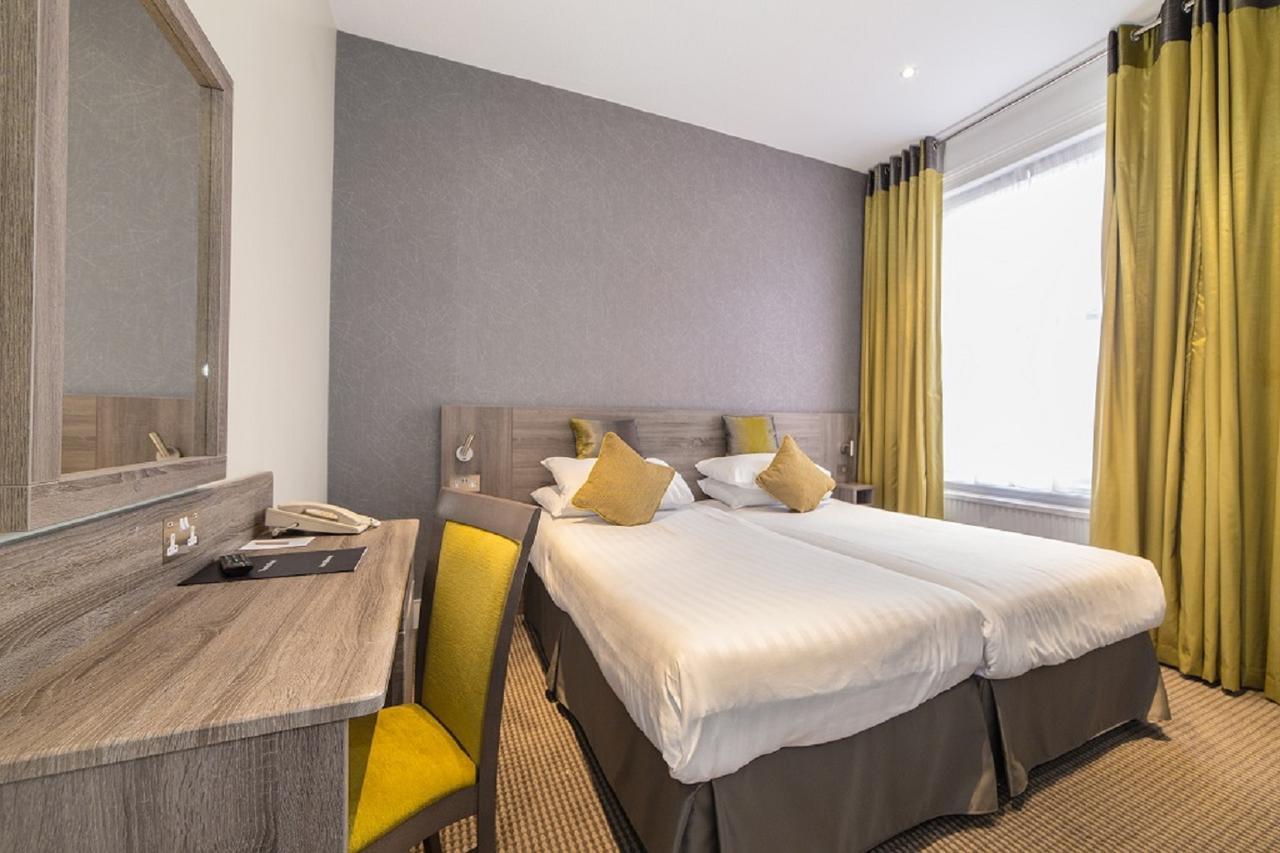 Quarto Twin