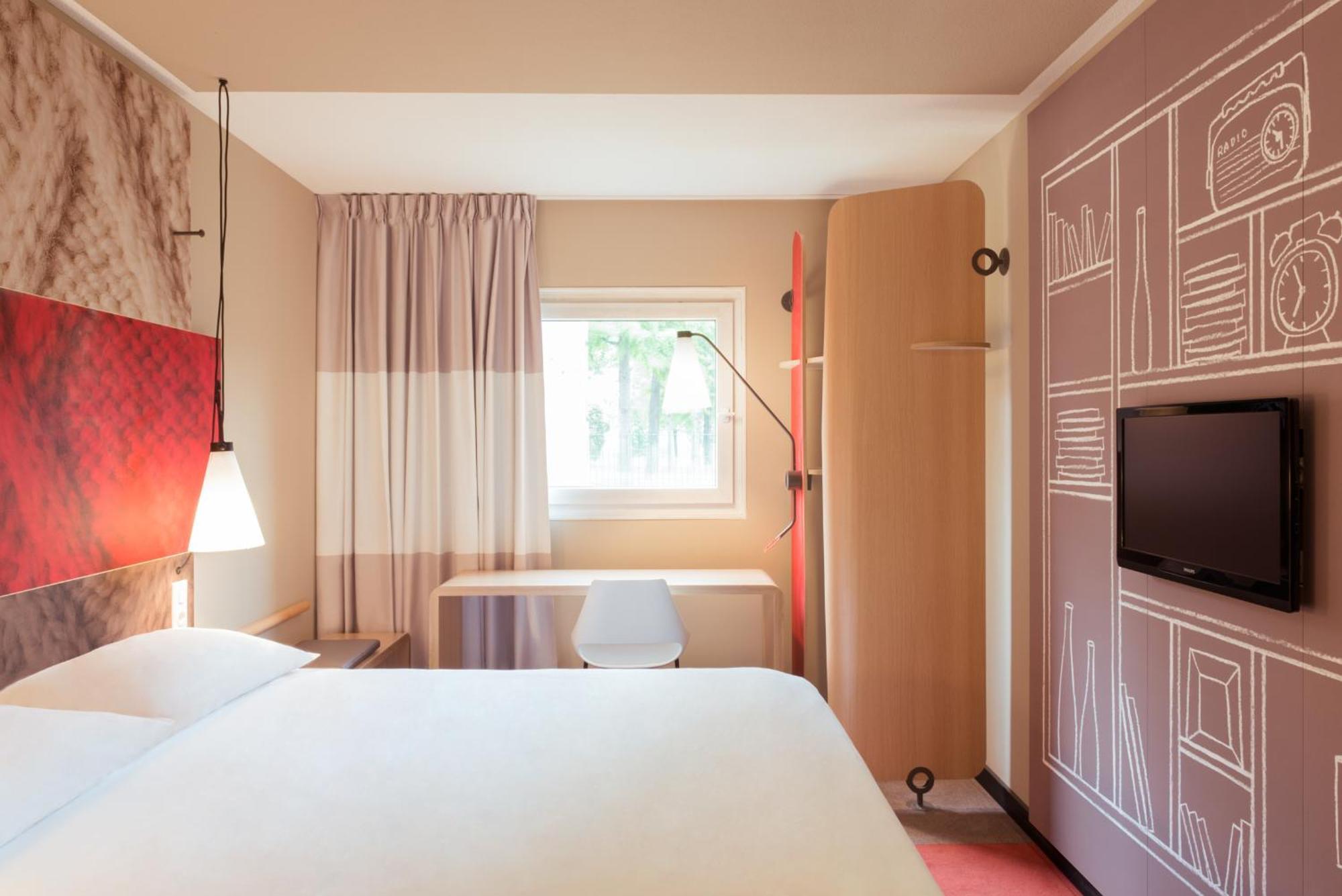 Standard Double Room and Sofa Bed