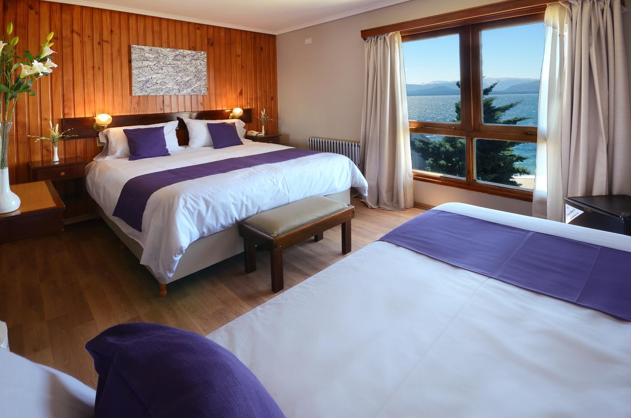 Habitación Triple con vistas al lago
