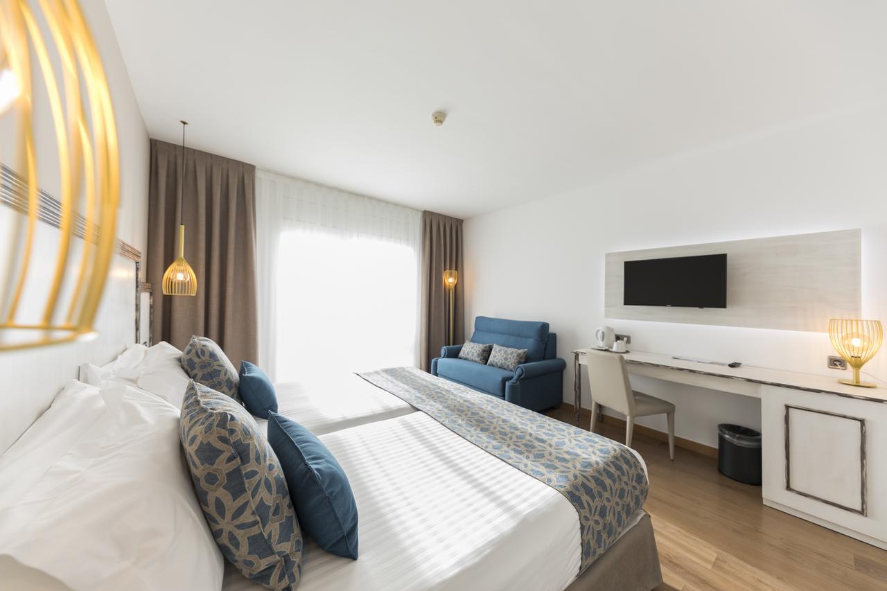 Superior Tweepersoonskamer met Uitzicht op Zee en Balkon