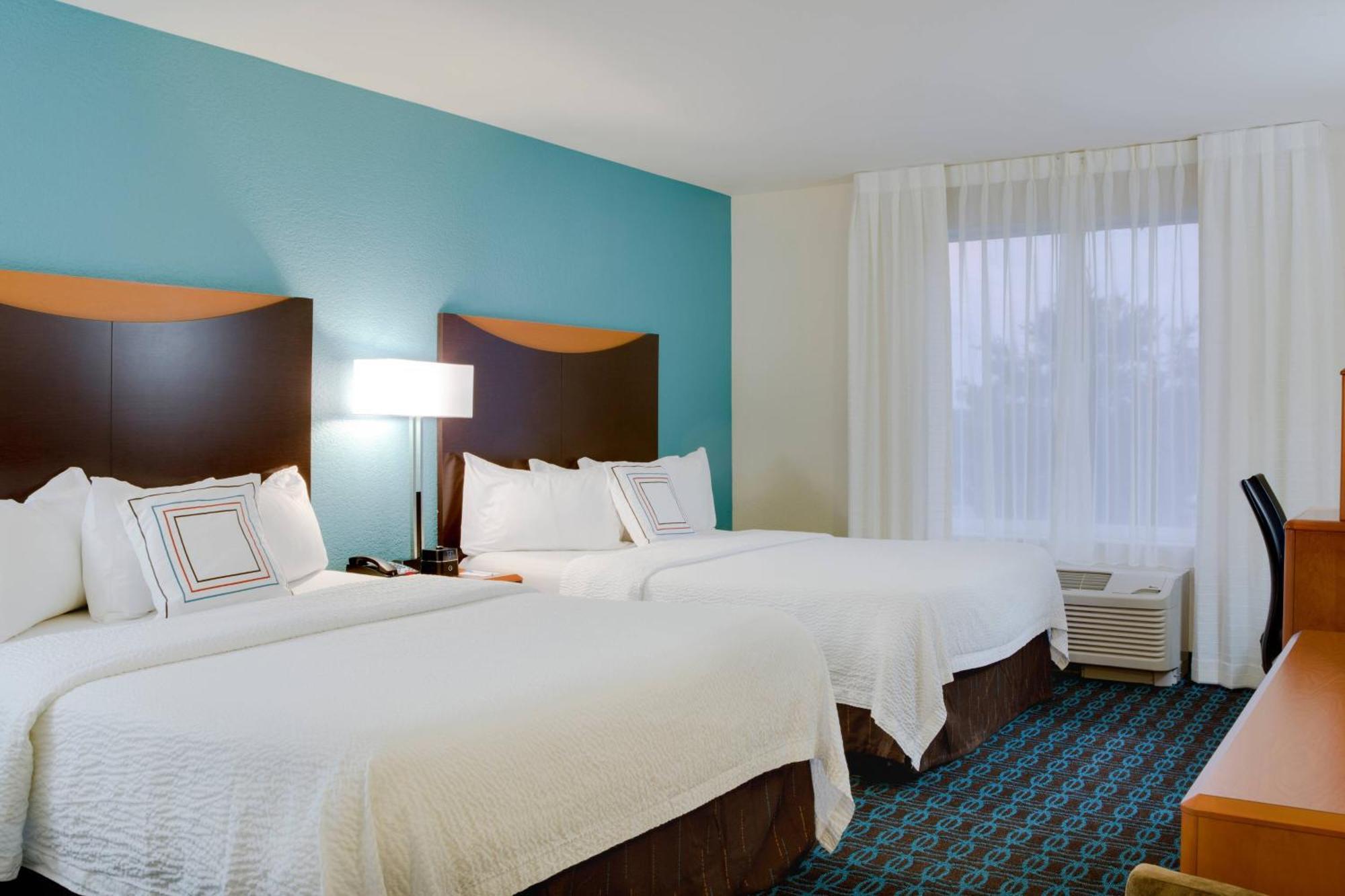 Queen Room with Two Queen Beds,1632216806:JPEG