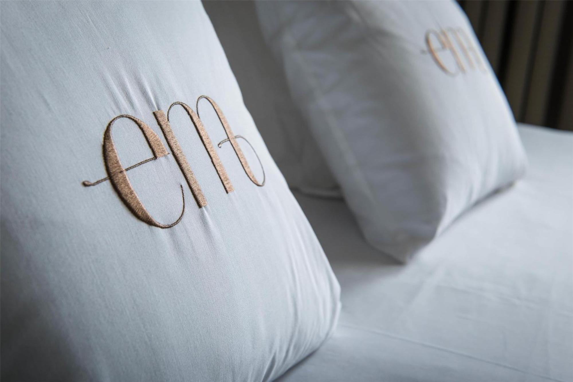 Quarto Premium Emperador