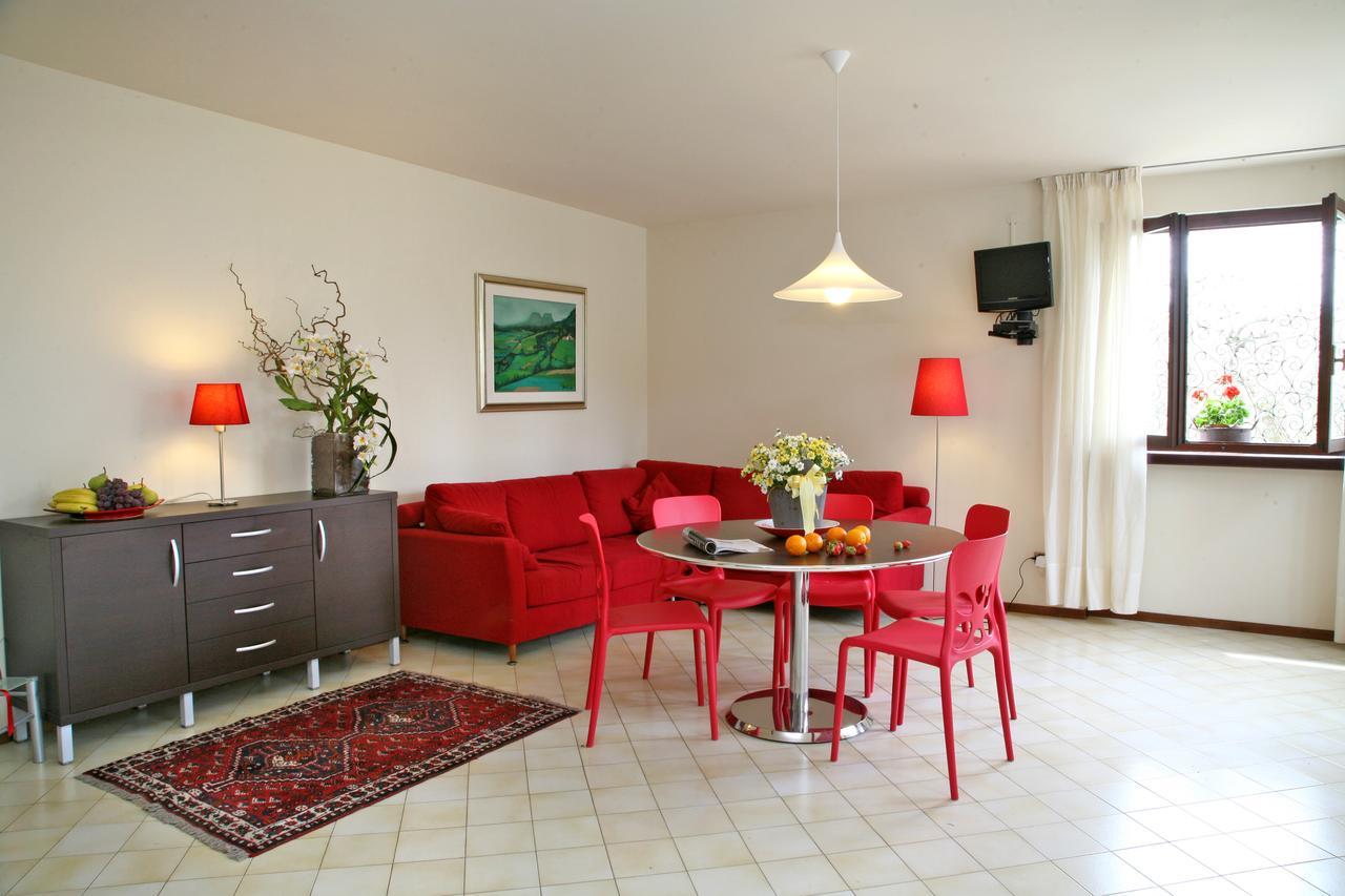 Appartamento con 3 Camere da Letto