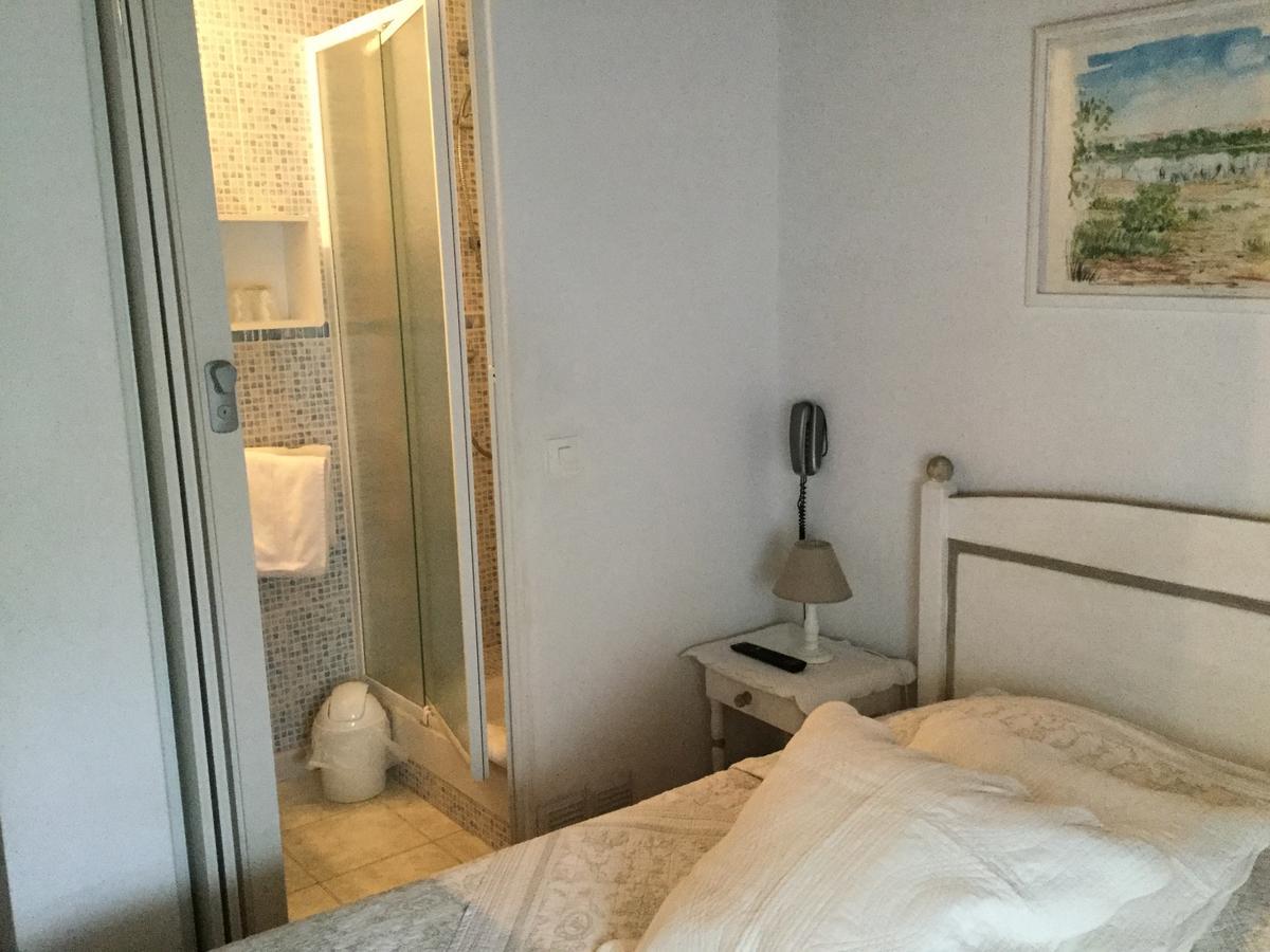 Double Room Shared Toilet,596482704:JPEG