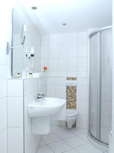 Double Room,451365846:JPEG